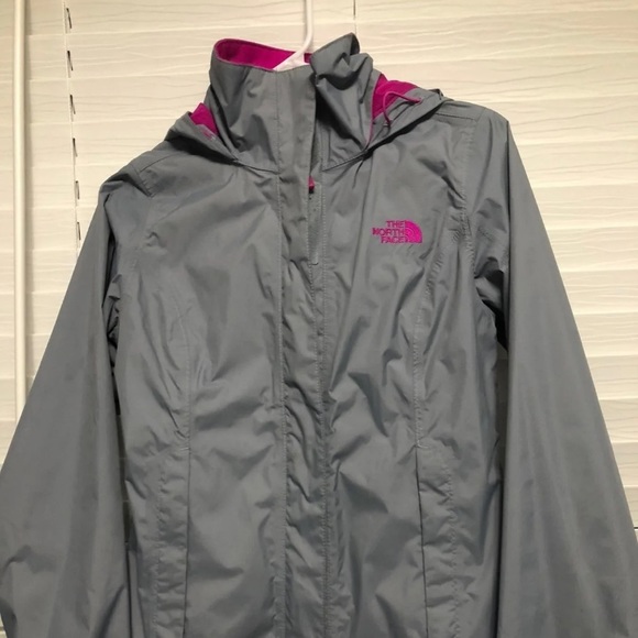 The North face Rain Jacket - Picture 3 of 3